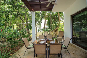 Luxurious 2 BR Condo with Sunbeds in Private Terrace Terrace and Pool View Best Wi Fi